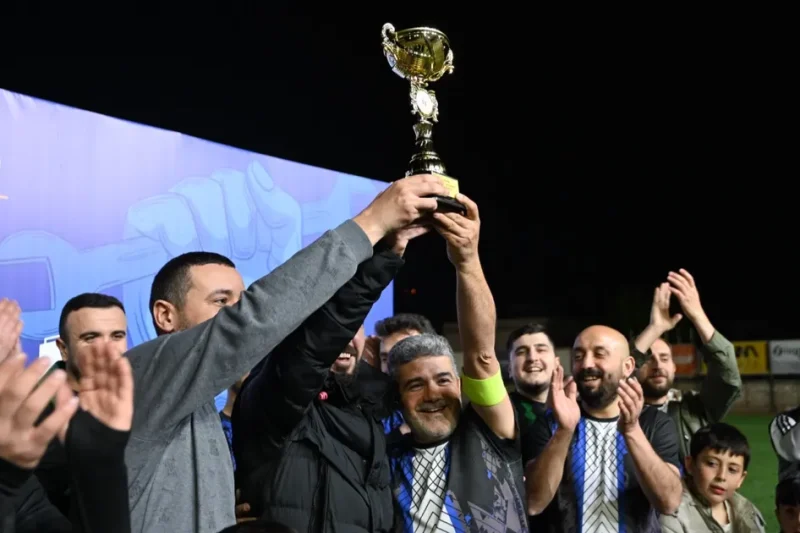 Bursa Gemlik’te Emek Turnuvası’nın şampiyonu Çimtaş oldu