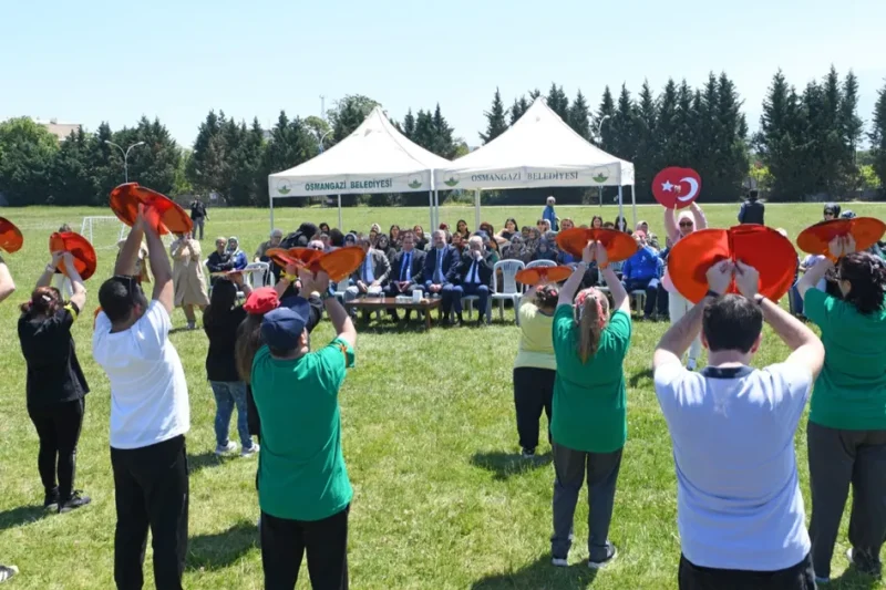 Bursa Osmangazi’de uçurtma şenliği ile farkındalık