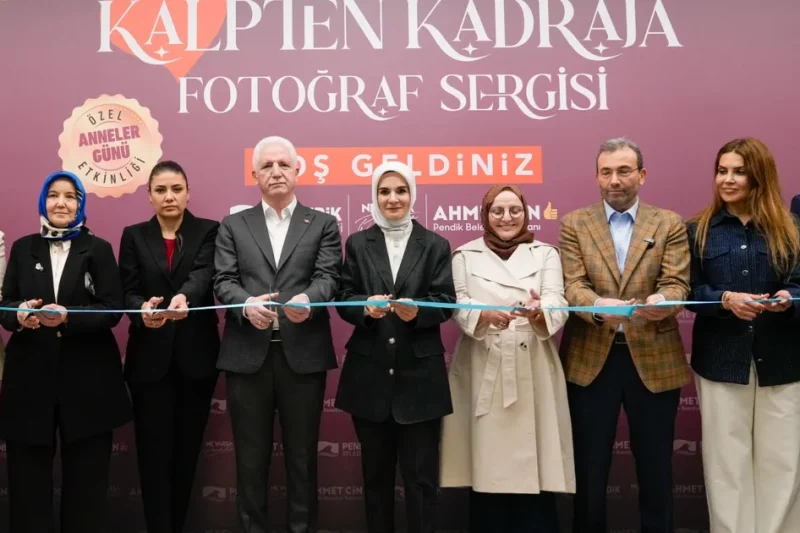 İstanbul Pendik’te ‘Kalpten Kadraja’ sergisi açıldı
