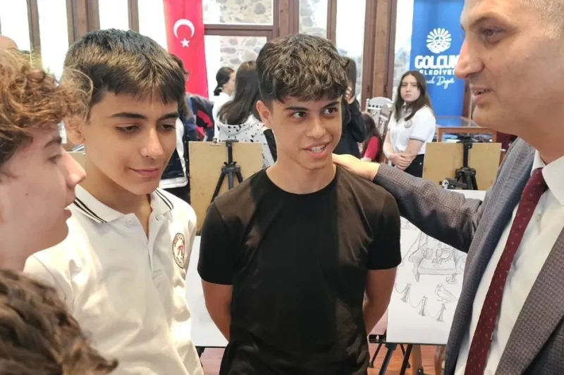 Kocaeli Gölcükteki tarihi yapılar öğrencilere ilham oldu