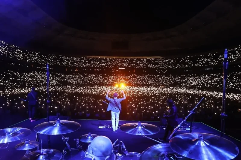 Mor ve Ötesi’nden İzmir’de dev konser… Dünya çapında bir stadyum konseri